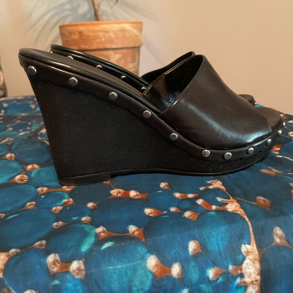 Anne Klein Wedges - Picture 3 of 8